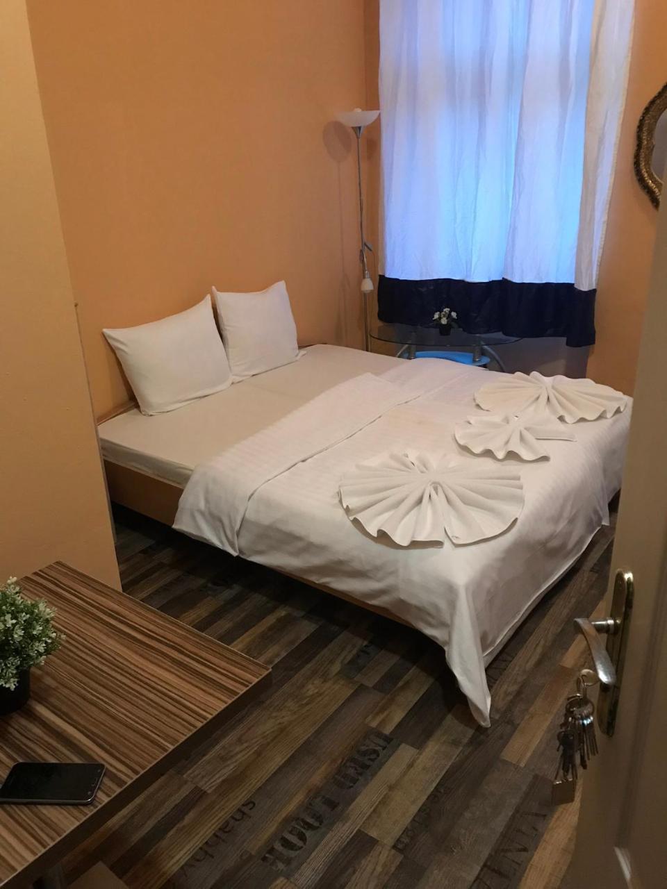 Hotel Praha Club Bed & Breakfast Praga Exterior foto