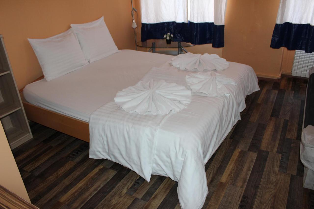 Hotel Praha Club Bed & Breakfast Praga Exterior foto
