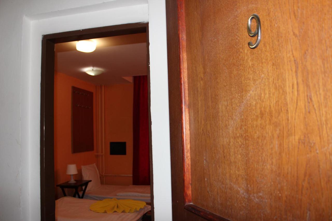 Hotel Praha Club Bed & Breakfast Praga Exterior foto