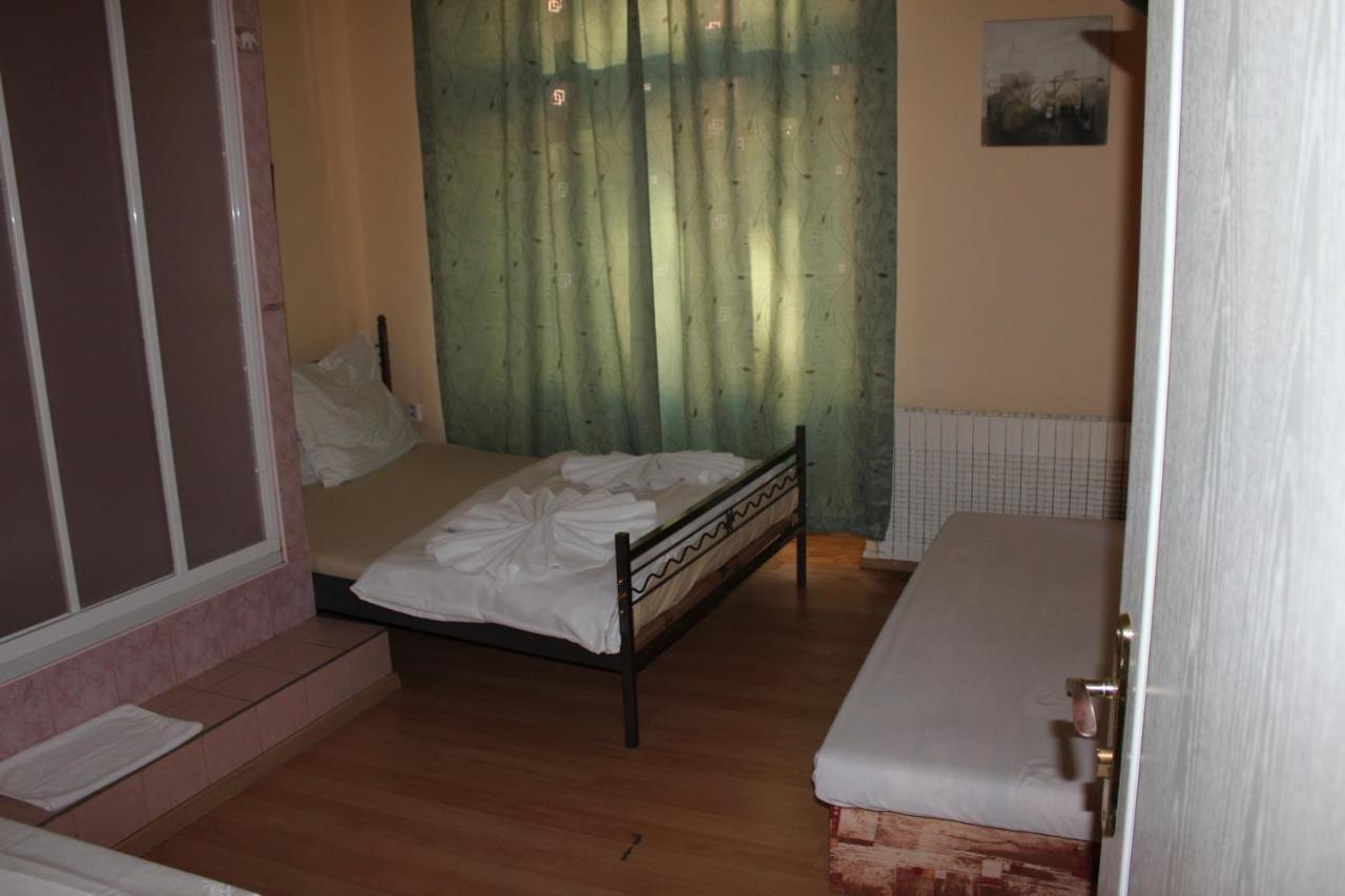 Hotel Praha Club Bed & Breakfast Praga Exterior foto